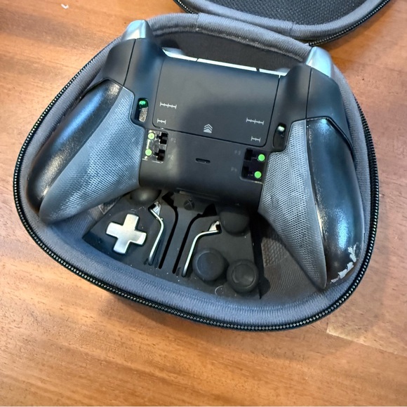 SOLD Xbox Controller Razer Headset Gaming Stickers Accessories Bundle Untested - Picture 14 of 16